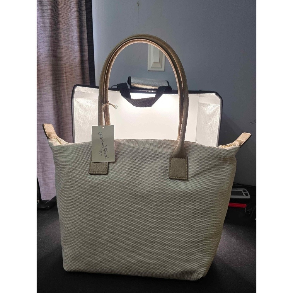 Universal Thread Weekend‎ Traveler Canvas Tote Beige CT2426A Medium Women's Tote